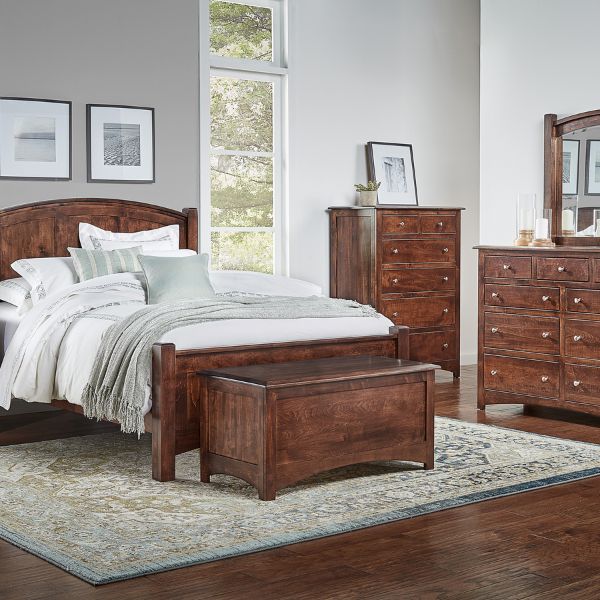 Flush Mission 9 Drawer Dresser